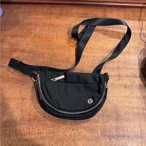 lululemon athletica Black Nylon Sling Belt Bag
